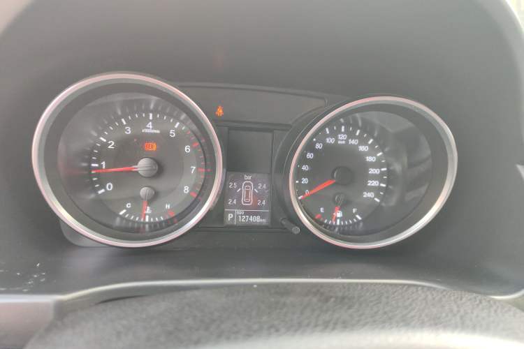 Used Haval H6 2015 Sport Edition 1.5T Automatic Two-Wheel Drive Luxury Model
