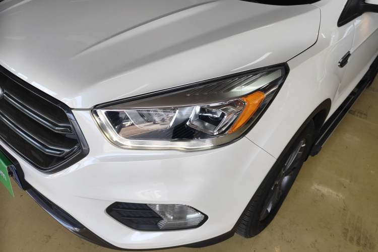 Used Ford Kuga 2019 EcoBoost 180 Two-Wheel-Drive Platinum Edition China VI Standard
