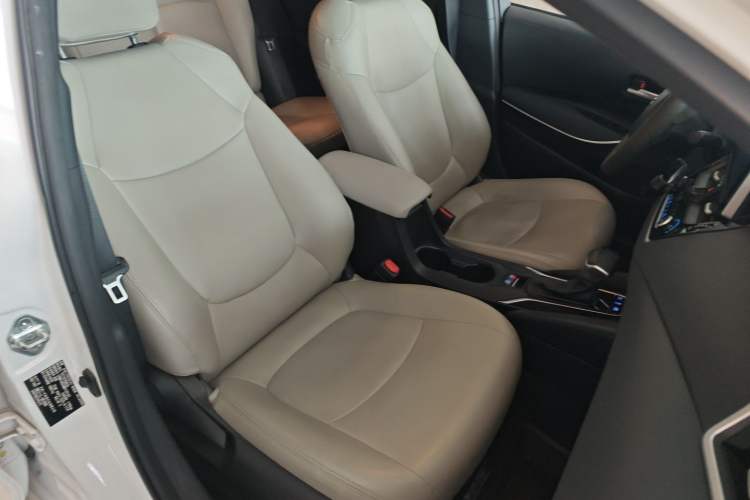 Used Toyota Corolla 2021 Dual-Motor 1.8L E-CVT Elite Edition
