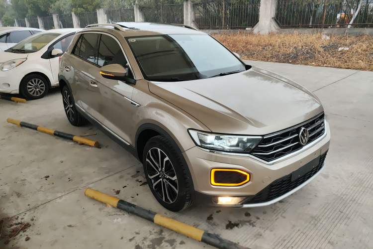 Used Volkswagen T-ROC 2021 280TSI DSG Two-Wheel Drive Comfort Connect Edition