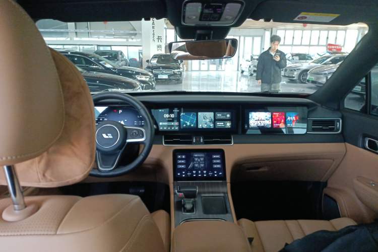 Used Li Auto ONE 2020 Extended-Range 6-Seater Version
