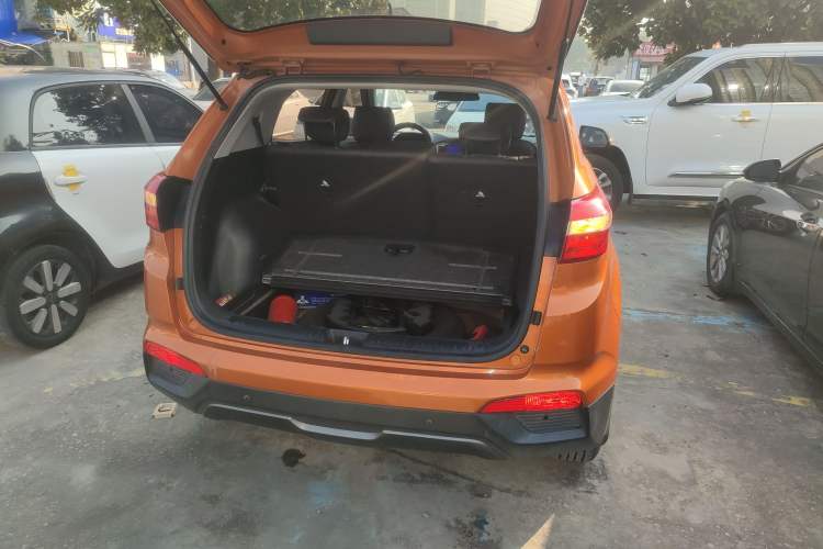 Used Hyundai ix25 2015 1.6L Automatic Two-Wheel Drive Smart GLS Trim
