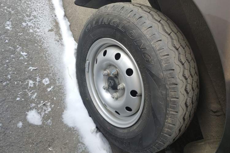 Used Chana Ruixing M60 2023 1.5L GDI Comfort-Class Passenger Vehicle 6/7 Seats
