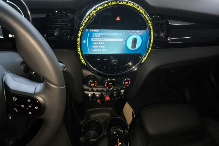 Used MINI MINI 2023 Second Facelift 2.0T COOPER S CABRIO Artist
