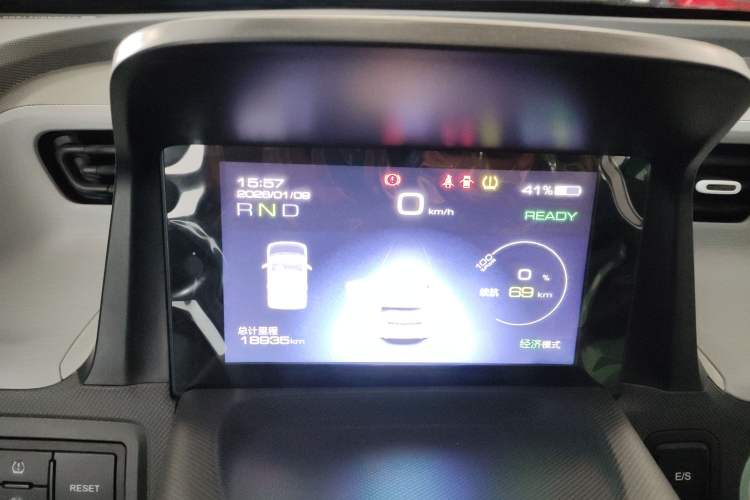 Used Wuling Hongguang MINIEV 2021 Macaron Premium Model – Lithium Iron Phosphate
