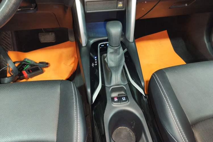 Used Toyota FRONTLANDER 2022 2.0L CVT Luxury PLUS Edition
