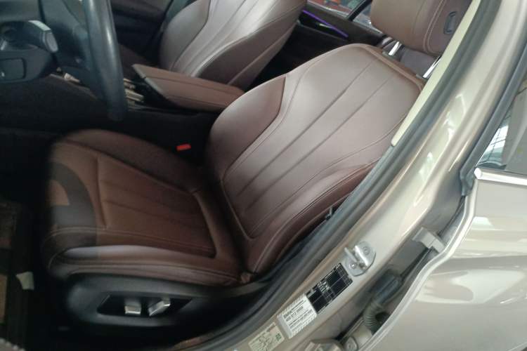 Used BMW 5 Series 2020 525Li Luxury Package
