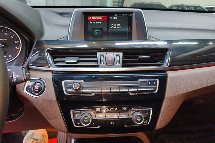 Used BMW X1 2018 sDrive18Li Luxury Model
