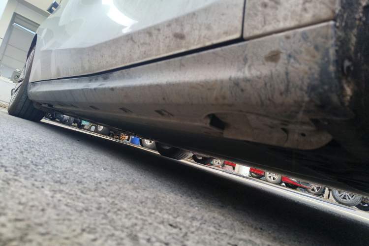 Used  E8 2024 550 km Range Rear-Drive MAX
