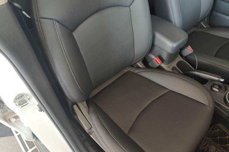 Used Mitsubishi ASX 2016 2.0L CVT Two-Wheel Drive Excellence Edition
