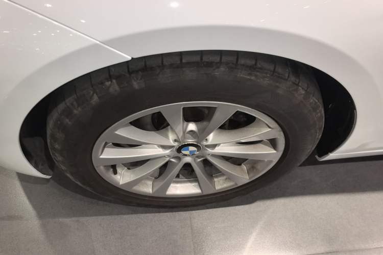 Used BMW 3 Series GT 2017 320i Sport Edition

