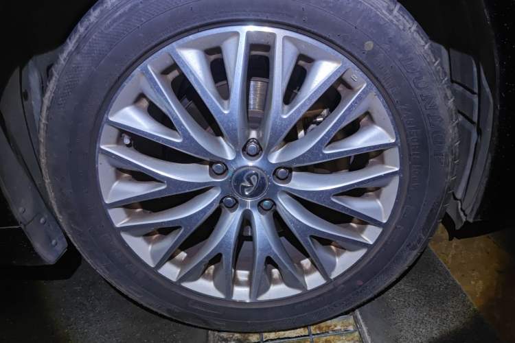 Used Infiniti Q70 2019 Q70L 2.0T Enjoyment Edition
