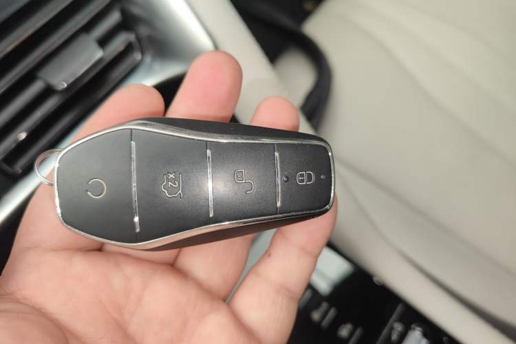 Used BYD Song PLUS New Energy 2025 EV 520km Premium Version