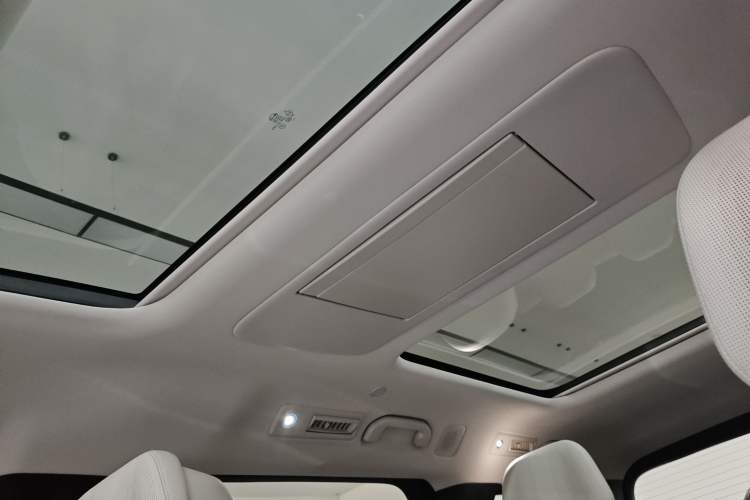 Used BYD Xia 2025 DM-i 1.5T 180km Excellence Model
