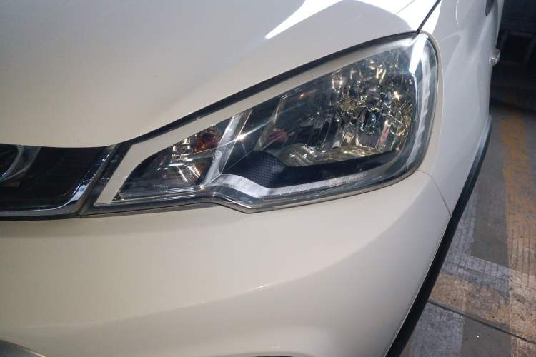 Used Geely Auto Vision X1 2017 1.3L Automatic Player Edition
