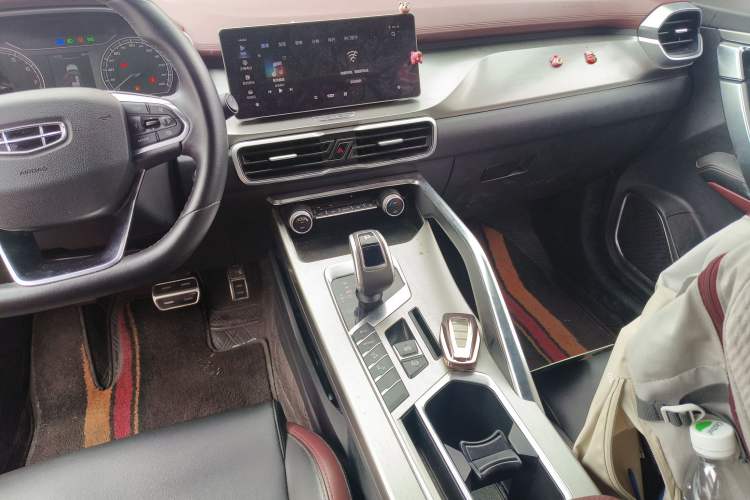 Used Geely Auto Coolray 2020 PRO 260T DCT Knight
