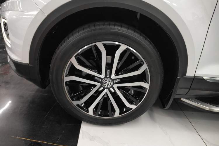 Used Volkswagen T-ROC 2020 280TSI DSG Two-Wheel Drive Comfort Version