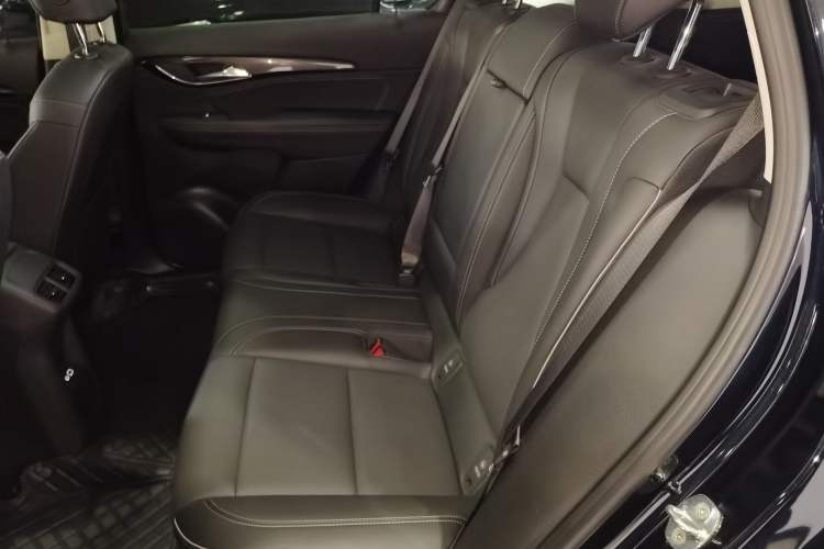 Used Buick Envision 2021 Encore Plus 652T Five-Seat Luxury Model
