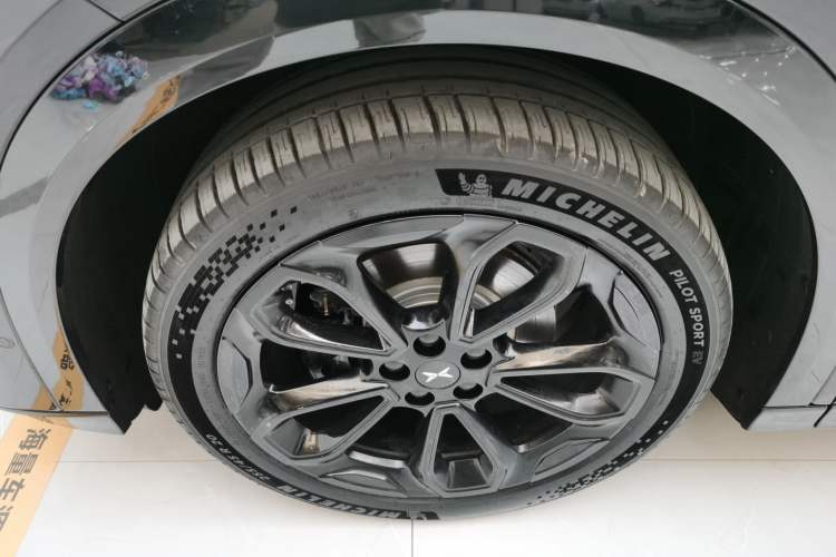 Used XPeng G6 2025 625 Long-Range Max Flagship Edition
