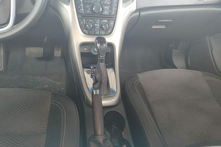 Used Buick GT 2014 XT 1.6L Automatic Fashion Edition