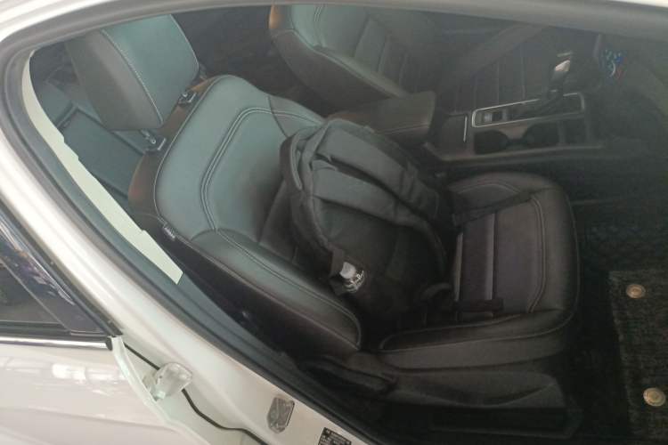 Used Ford Kuga 2019 EcoBoost 180 Two-Wheel-Drive Platinum Edition China VI Standard
