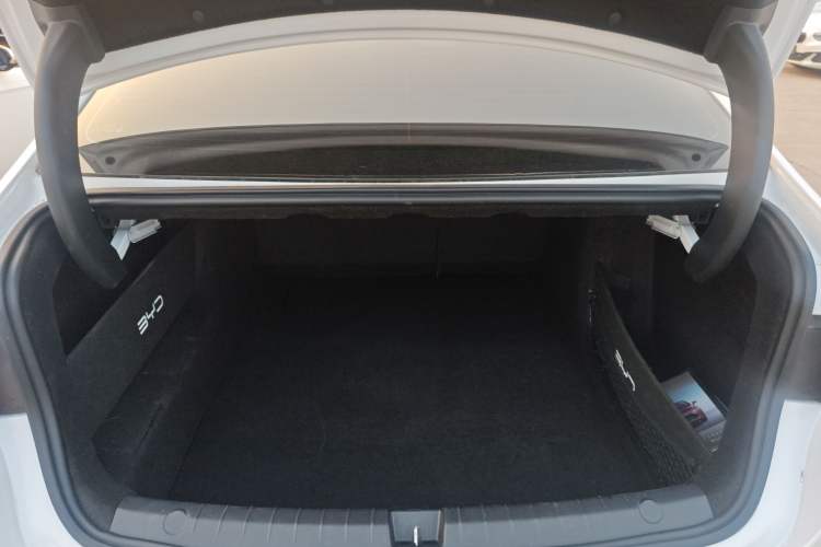 Used BYD Qin PLUS 2024 HONOR Edition DM-i 55KM Leading Model
