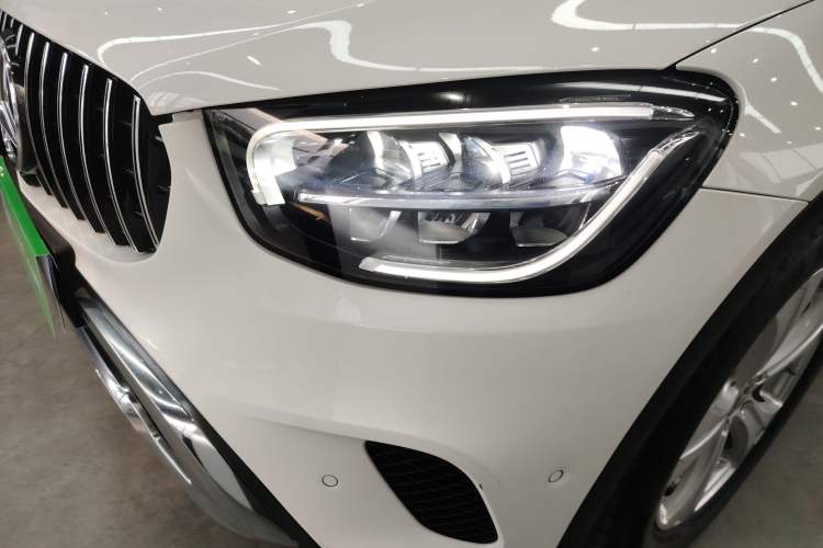 Used Mercedes-Benz GLC 2020 GLC 260 L 4MATIC Dynamic Model
