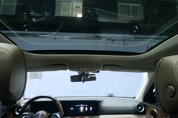 Used Mercedes-Benz E-Class 2023 Facelift E 260 L
