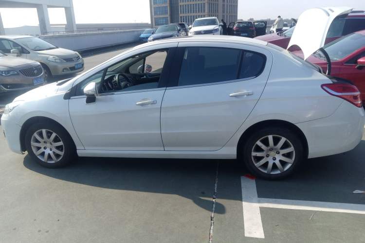 Used Peugeot 308 2014 Enjoy Edition Classic 1.6L Automatic Premium Model
