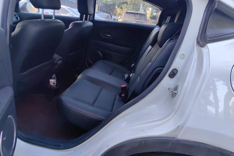 Used Honda XR-V 2015 1.8L VTi CVT Luxury Edition
