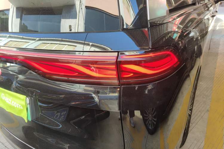 Used BYD Xia 2025 DM-i 1.5T 180km Excellence Model
