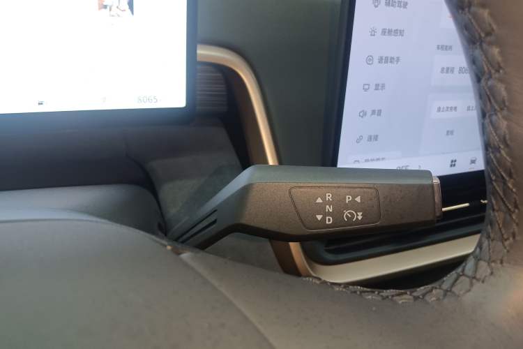 Used  eπ008 2025 210 Ultra Range-Extended Version 5 Seats