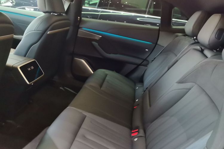 Used ONVO L60 2024 60 kWh Rear-Drive Version
