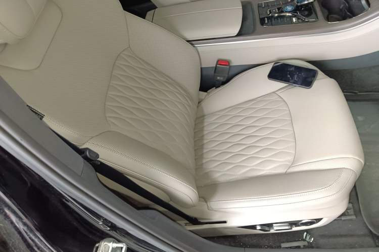 Used BYD Han 2025 EV Intelligent Driving Edition 701KM LiDAR Flagship Model
