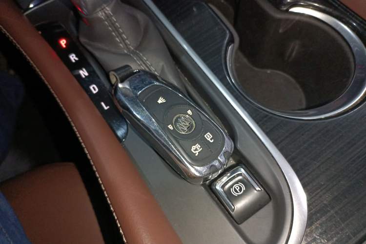 Used Buick Envision 2018 20T Two-Wheel Drive Luxury Model