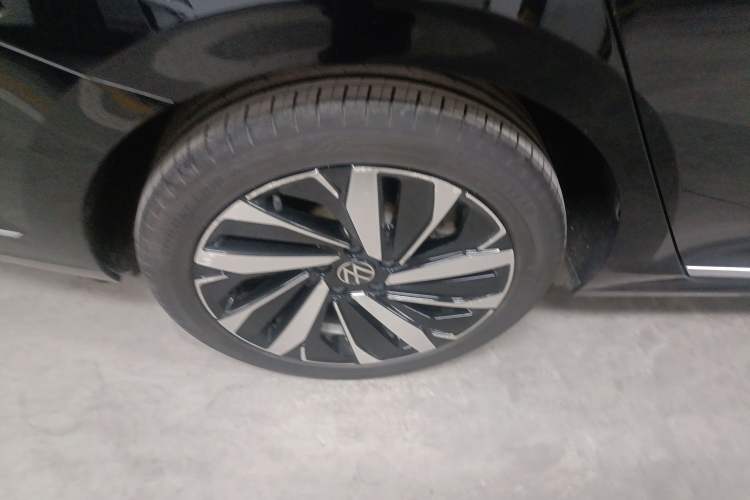 Used Volkswagen Passat 2024 380TSI Luxury Edition
