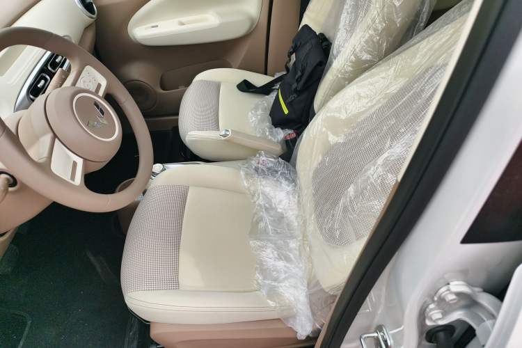 Used Wuling Hongguang MINIEV 2025 Four-Door Version Advanced Edition
