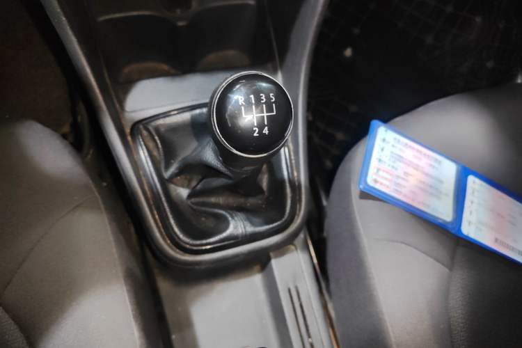 Used Volkswagen Santana 2013 1.6L Manual Fashion Edition
