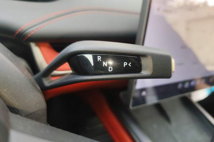 Used Xiaomi Auto SU7 2024 Rear-Drive Ultra-Long Range Advanced Pro-Level Intelligent Driving Version
