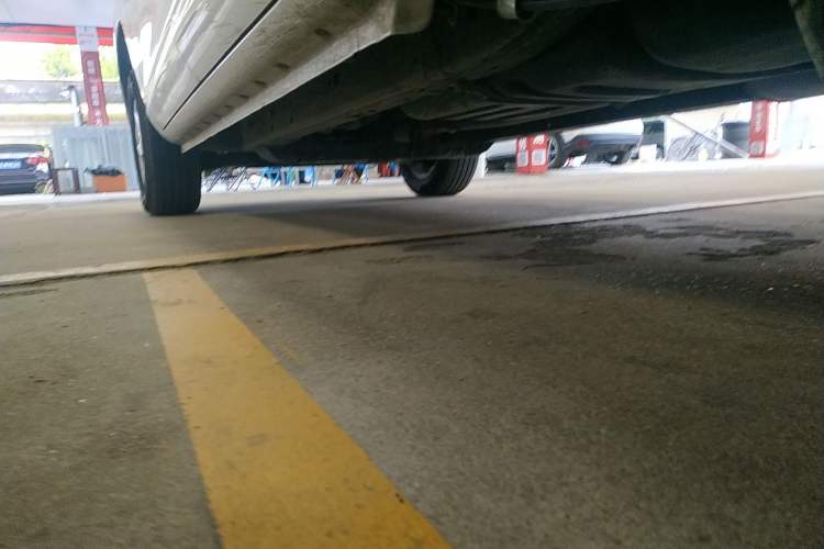 Used Great Wall King Kong Poer 2024 2.0T Manual Gasoline Two-Wheel-Drive Elite Flatbed
