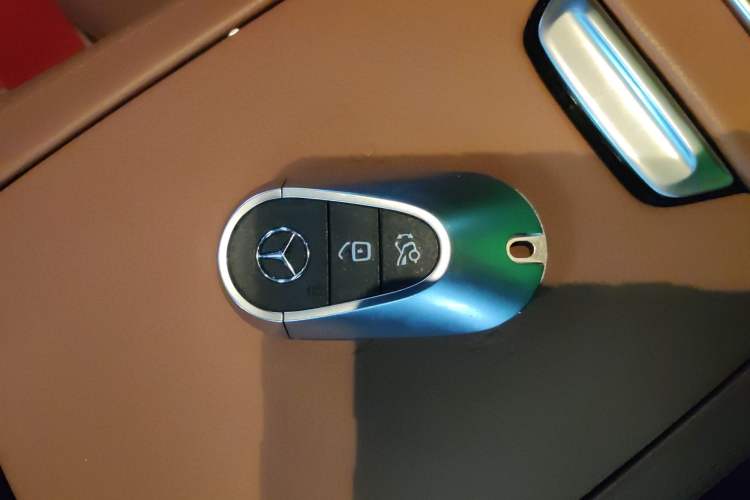 Used Mercedes-Benz GLC 2024 GLC 300 L 4MATIC Dynamic Edition 5-seater