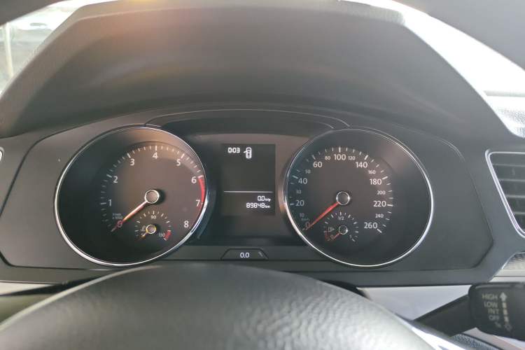 Used Volkswagen Lamando 2017 230TSI DSG Fashion Edition
