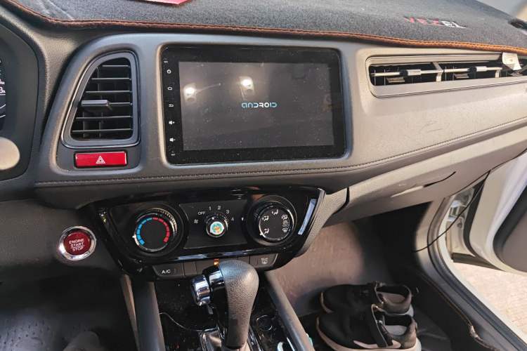 Used Honda Vezel 2016 1.8L CVT Front-Wheel Drive Pioneer Edition