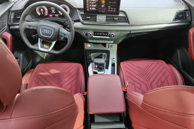 Used Audi Q5L 2022 Updated 45T Luxury Dynamic Version