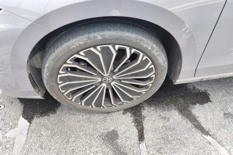 Used Volkswagen Passat 2025 Pro 380TSI Dragon Supreme Edition