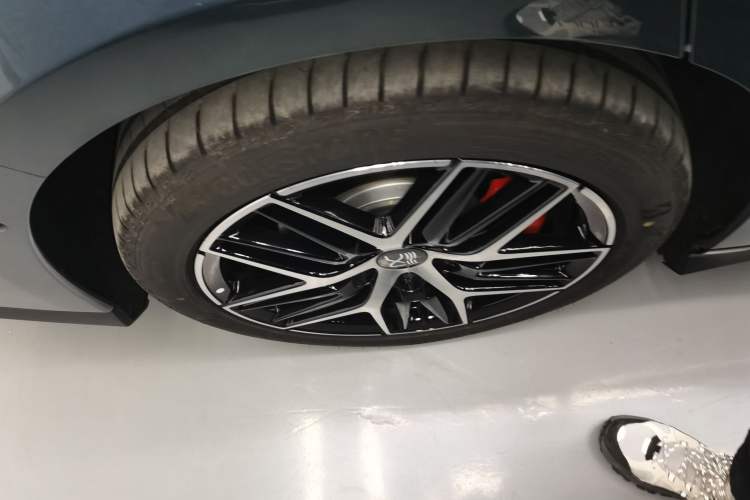 Used BYD Han L 2025 DM-p Four-Wheel-Drive LiDAR Flagship Model
