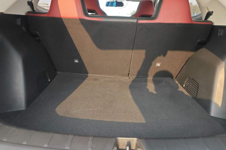 Used Oshan X5 2021 Revised Version 1.5T DCT Luxury Edition
