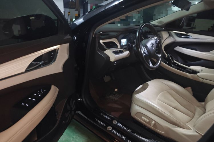 Used Buick LaCrosse 2018 30H Elite Edition
