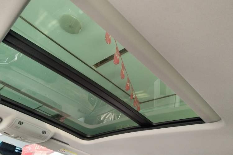 Used Volkswagen Tacqua 2020 1.5L Automatic Yue
