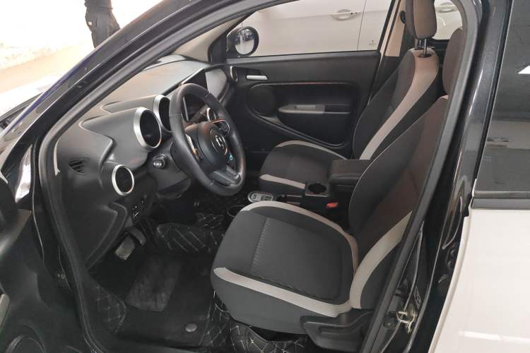 Used ORA Black Cat 2021 301 km Basic Version